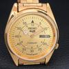 Seiko 5 АВТОМАТИЧЕСКИХ ВИНТАЖНЫХ ОТРЕМОНТИРОВАННЫХ ЯПОНСКИХ МУЖСКИХ ЧАСОВ С ЗОЛОТИСТЫМ ЦИФЕРБЛАТОМ a446113-1