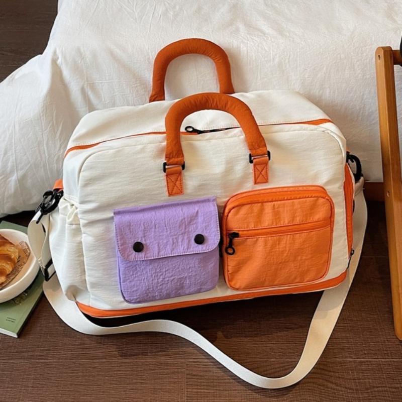 Fashionable Color‑Block Splicing Travel Bag Sports and Fitness Bag Yoga Handbag Suitable for Travel Gym Tourism Weekend Trip and Other Scenes