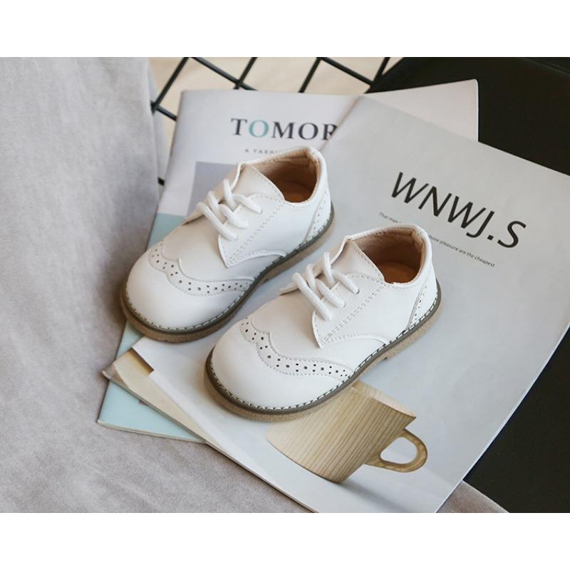 Кожаные туфли для мальчиков в британском стиле, весенние детские туфли на мягкой подошве, корейская версия, на шнуровке, для маленьких девочек, одинарные туфли