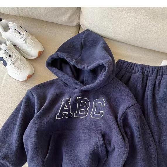 Children's Autumn/Winter Fleece-Lined Pullover Two-Piece Set - Versatile Casual Wear for Boys & Girls