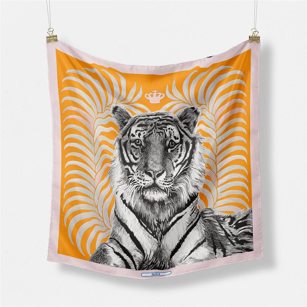 Twill Silk Scarf Woman Giraffe Painting Square Scarves Wraps Bandana Small Hijab Silk Foulards Tie Headband Neckerchief 53CM