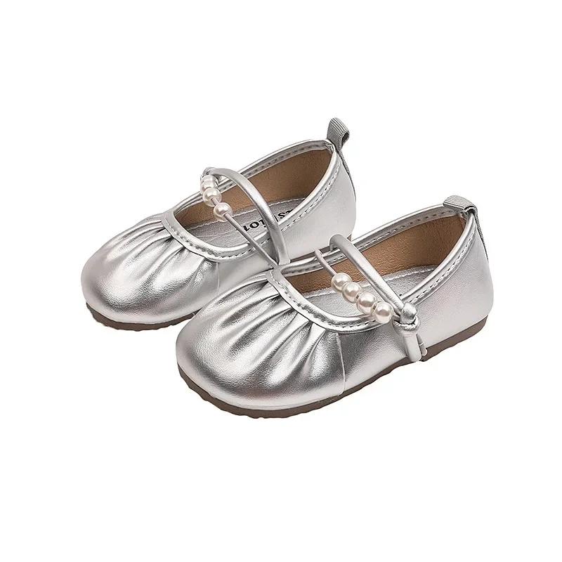 Модные кожаные туфли для маленьких девочек, однотонные плиссированные детские туфли принцессы с круглым носком, универсальные детские повседневные балетки на плоской подошве