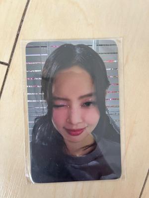 [Б/У] Blackpink Дженни Сеульский концерт Weverse Лимитированная Лаки До Торговая карточка