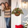 Рождественский декор для крыльца Зеленая корзина с сосновыми шишками и ягодами Искусственные рождественские украшения для входной двери Праздничный подарок для вечеринки