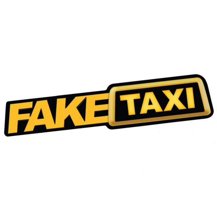 1 шт. Забавная наклейка на автомобиль FAKE TAXI, декаль, эмблема, самоклеящиеся виниловые наклейки, окно автомобиля, кузов, бампер, мотоцикл, стайлинг автомобиля