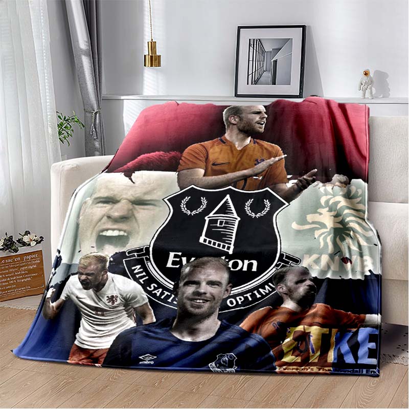 Everton de Viña del Mar Football Club Player Collage Logo Print Soft Flannel Throw Blanket Blue Yellow Warm Sofa Bed Cover For Soccer Fans