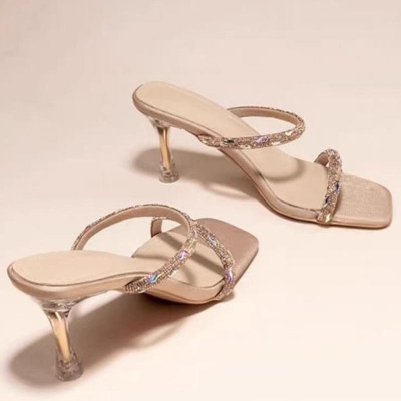 Женские модные шлепанцы 2025 Босоножки-стилет с открытым носком и ремешком, украшенным кристаллами, Подходящая юбка, Вечеринка, Блестки, Высокие каблуки