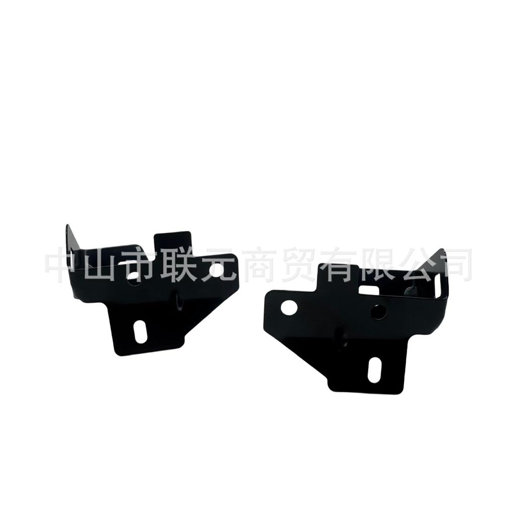 Кронштейн крыла Land Rover Defender LR (Модели LR131397 и LR131396)