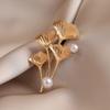 Ginkgo Leaf Anti-glare Brooch High-end Light Luxury High-end Women's Coat Corsage Fashionable Alloy Pearl Brooch