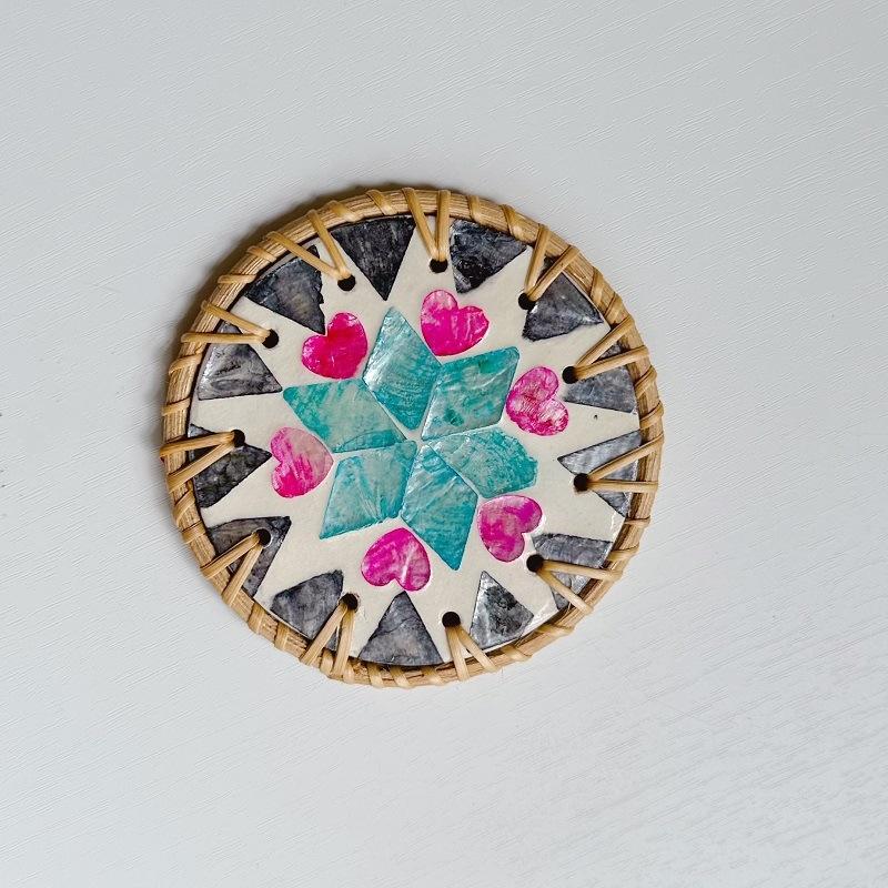 Handmade Seashell Art Coaster Seashell Coaster Handcrafted Seashell Flower Pattern Table Coasters Artistic for Home for Tables