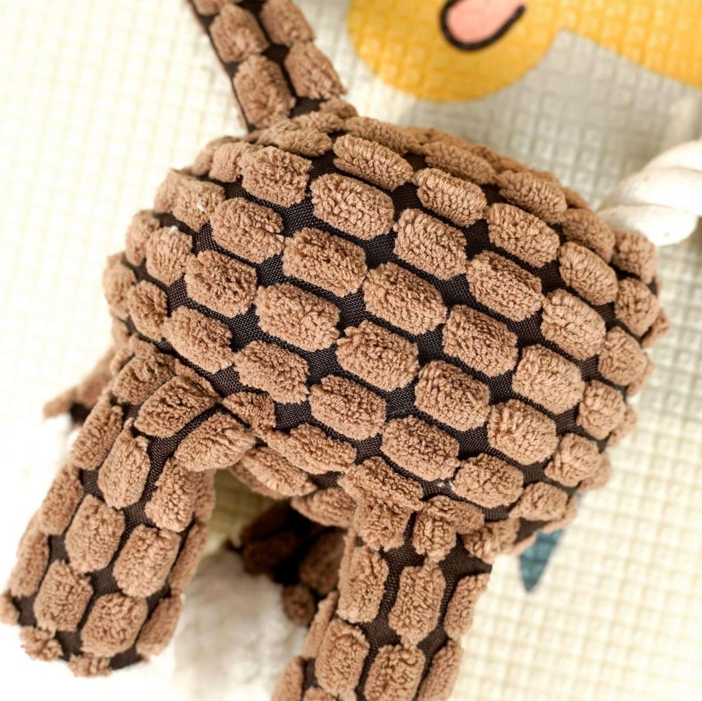 Pet dog leash chew toy for cats - durable and bite-resistant cat toy with plush sound and interactive features