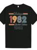 Vintage 1982 Pattern Printed T-shirt Men's Fashion Casual Wear Short Sleeve Loose and Comfortable T-shirt Daily Men's Clothing