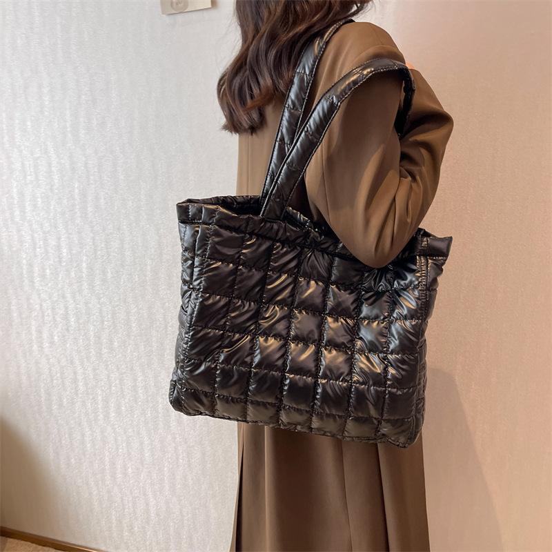 2025 Autumn Space Cotton Bag, New Korean Version of European and American Style Women's Bag, Large Capacity Single Shoulder Oblique Span Bag, Tote Bag
