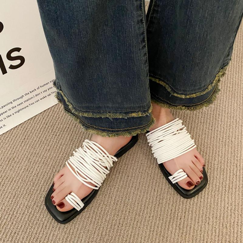 Fashion 2024 Summer New Large Size Women Shoes European and American Fashion Square Head Woven Thin Strap Flat Sole Beach Slippers Women