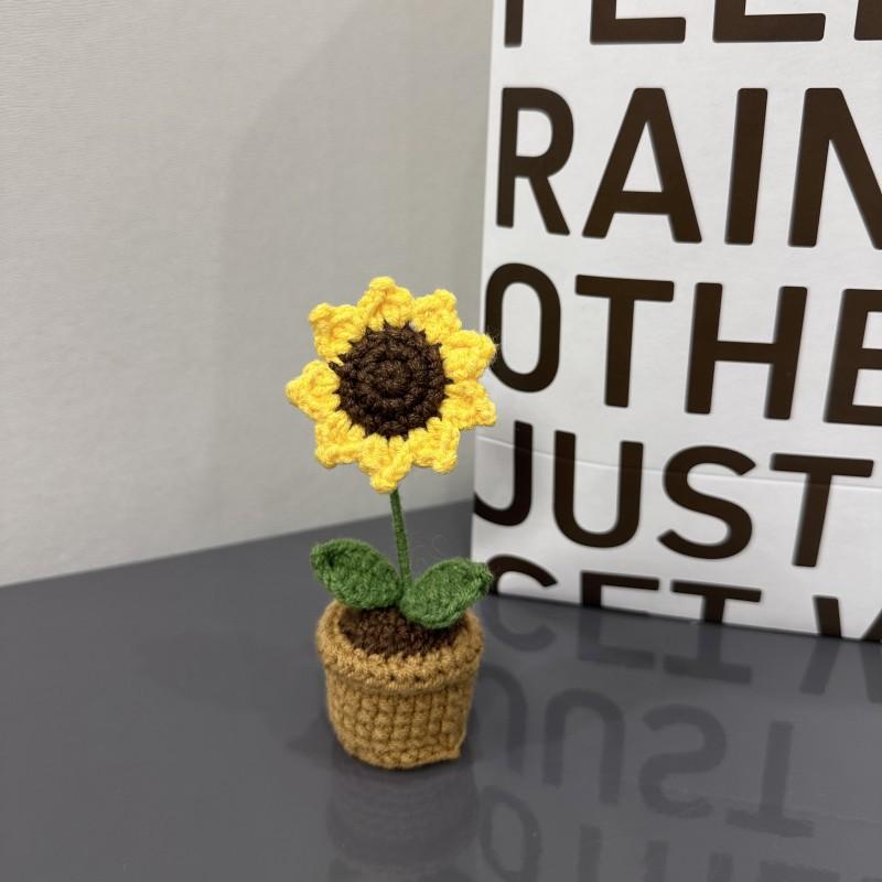 DIY Hand Woven Mini Potted Flowers Rose Crochet Hooks Homemade Tulips Office Ornaments Yarn Products