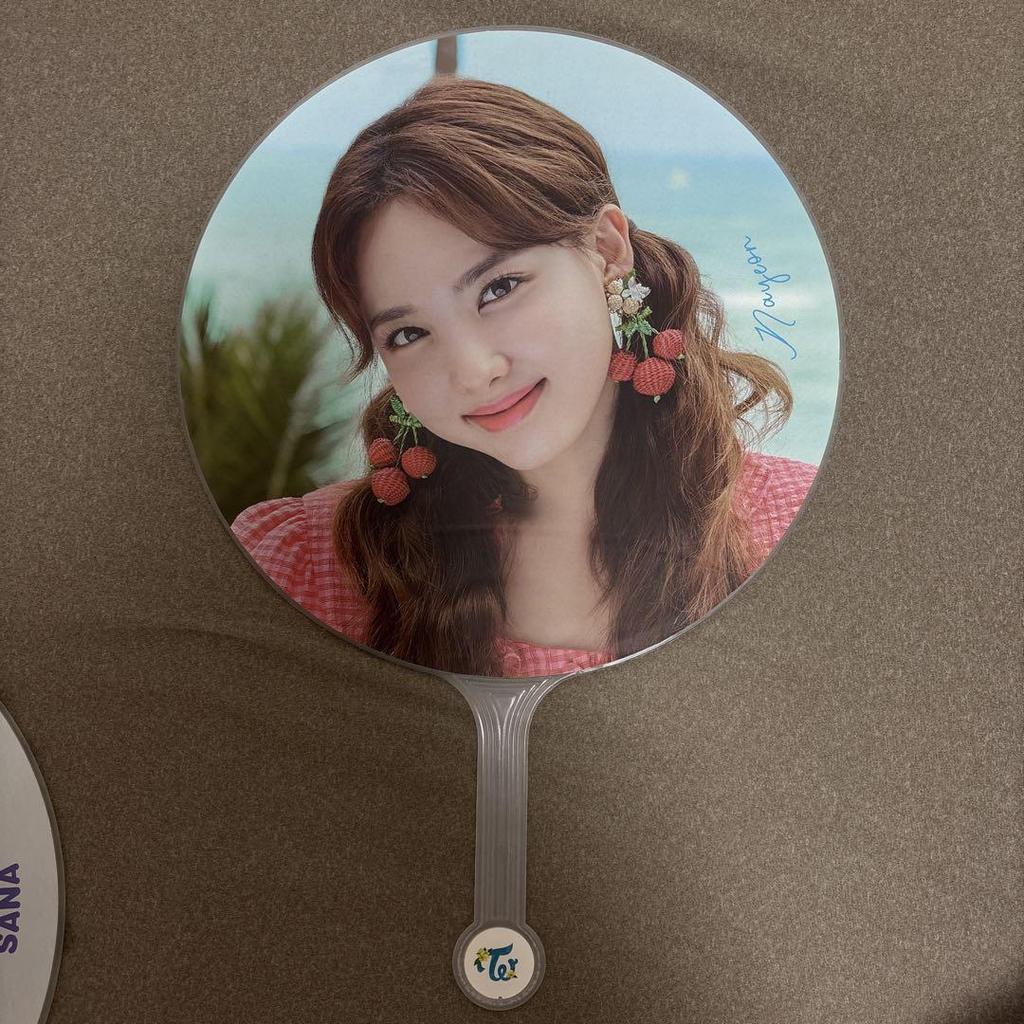 [USED] TWICE K-pop Korean Version Nayeon Fan