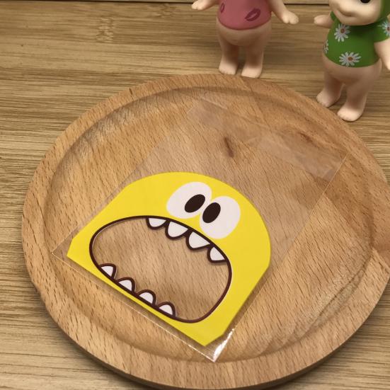 100 шт., самоклеящиеся подарочные пакеты с мультяшным монстром и принтом, печенье, конфеты