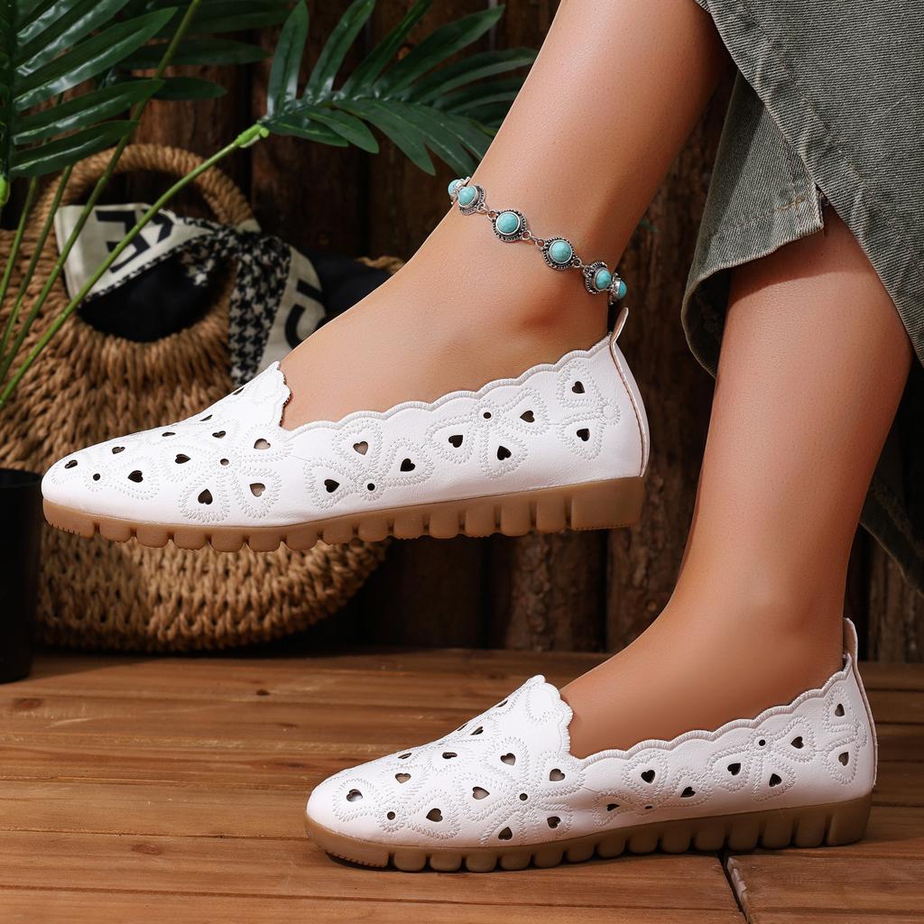 2025 New Spring Flat-bottom Embroidered Hollowed-out Casual Breathable Women's Shoes One-pedal Lazy Shoes Soft-soled Mother Shoes