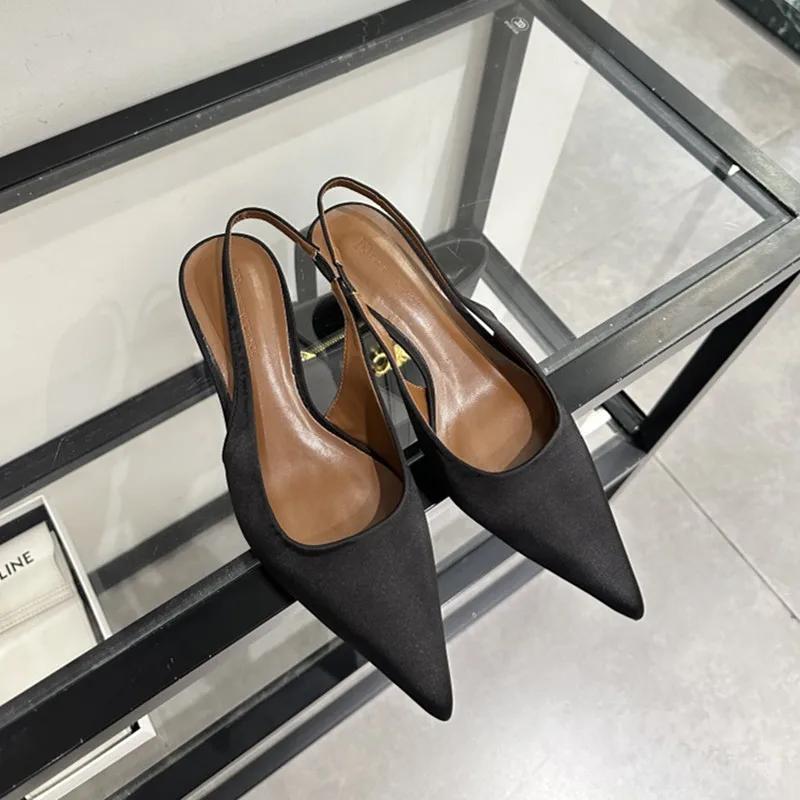 Мода 2024 года, осенние туфли-лодочки с острым носком из сатина для женщин, сексуальные туфли-мюли на тонком высоком каблуке, закрытые туфли-лодочки с застежкой-молнией, платье-босоножки на высоком каблуке