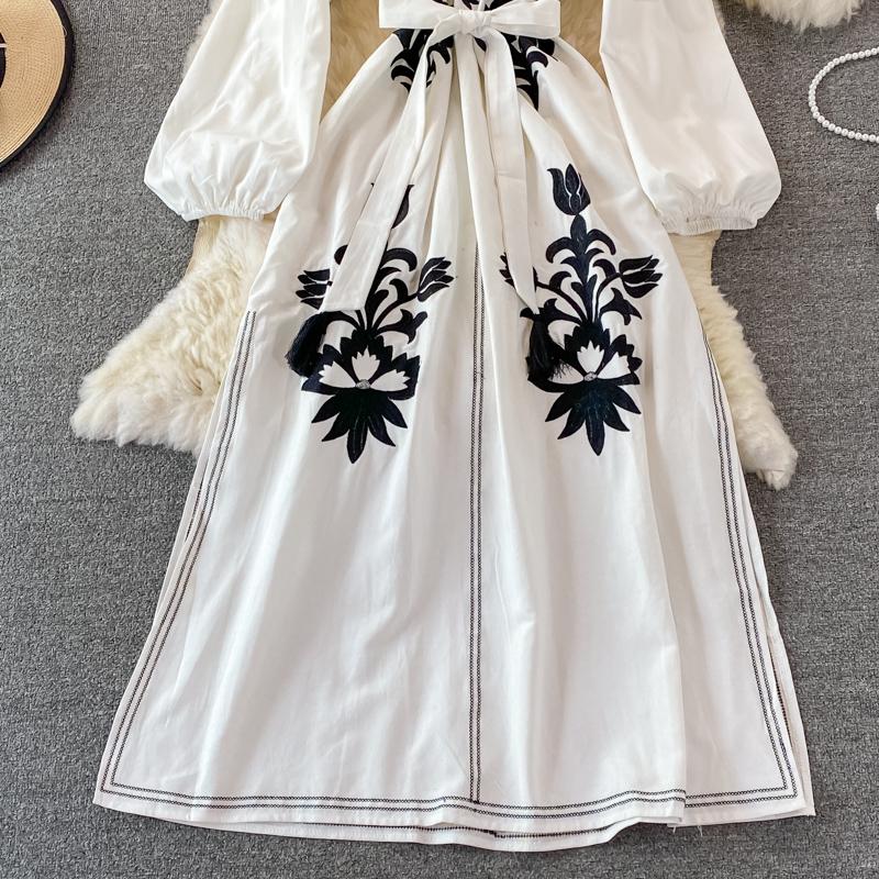 RUGOD Длинное платье в этническом стиле для путешествий и отдыха с вышивкой и круглым вырезом, с рукавами-фонариками, в богемном стиле, в стиле ретро, ​​свободное свободное платье для женщин