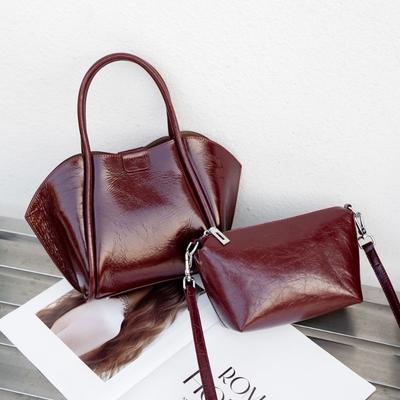 Модная женская сумка из натуральной кожи с отделкой из летучей мыши, вощеная масляная сумка из коровьей кожи Premium Touch Straddle Bag