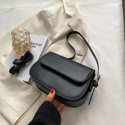 Популярная женская сумка 2024 года, новая ретро косая сумка через плечо, иностранная универсальная сумка через плечо, текстурированная маленькая квадратная сумка