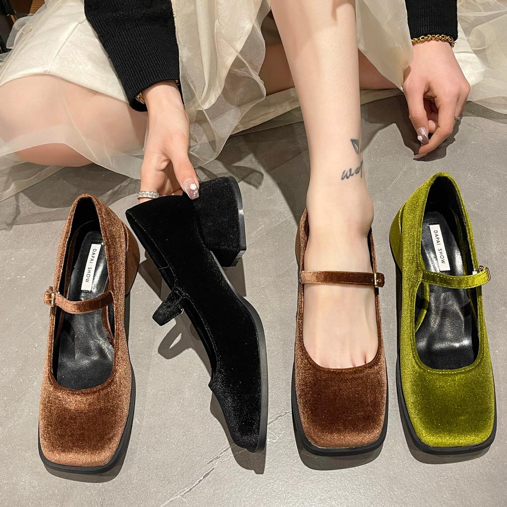 Mary Janes Shoes Female Golden Velvet New Square Toe College Style Casual Pumps Shallow Buckle Shoes High Heel Shoes