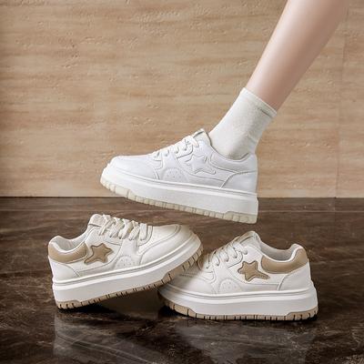 2025 весна маленькие белые туфли новая корейская версия ins студентки платформа увеличение спортивная доска обувь повседневная обувь уличная съемка 265