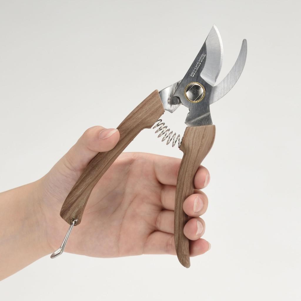 Секатор Takagi WOODY TASTE из нержавеющей стали для узких мест, простой в использовании для резки ветвей диаметром примерно 10 мм, для молодых ветвей, женский, 165 мм,