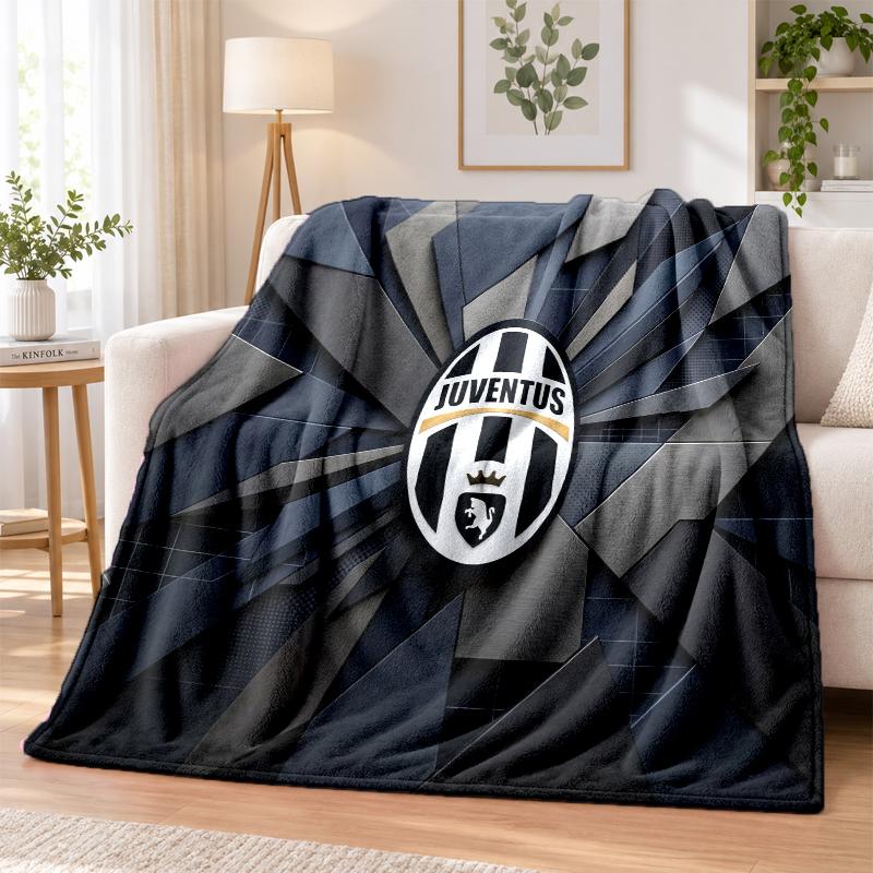 Juventus FC Printed Flannel Blanket Warm Comfort Bed Throw For Indoor Home Decoration