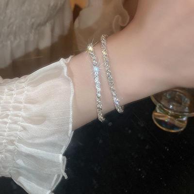 Эластичный браслет Xiaohongshu Starry Sky Diamond: Универсальный, легкий, роскошный, высококачественный женский аксессуар