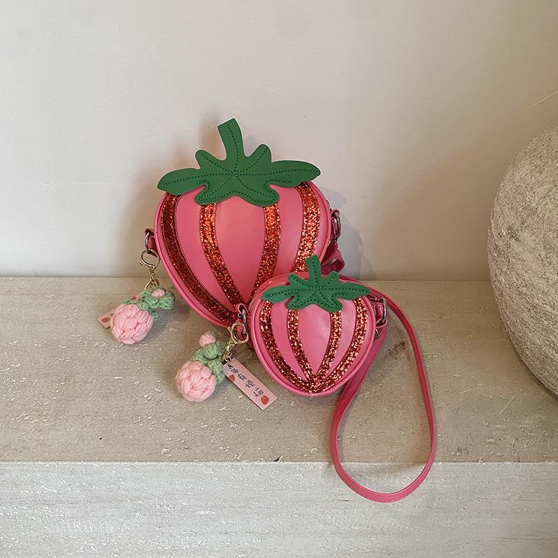 Мини фруктовая сумка клубничка персонализированная нишевая дизайнерская сумка для девочки ребенка студента модная на плечо сумка-мессенджер