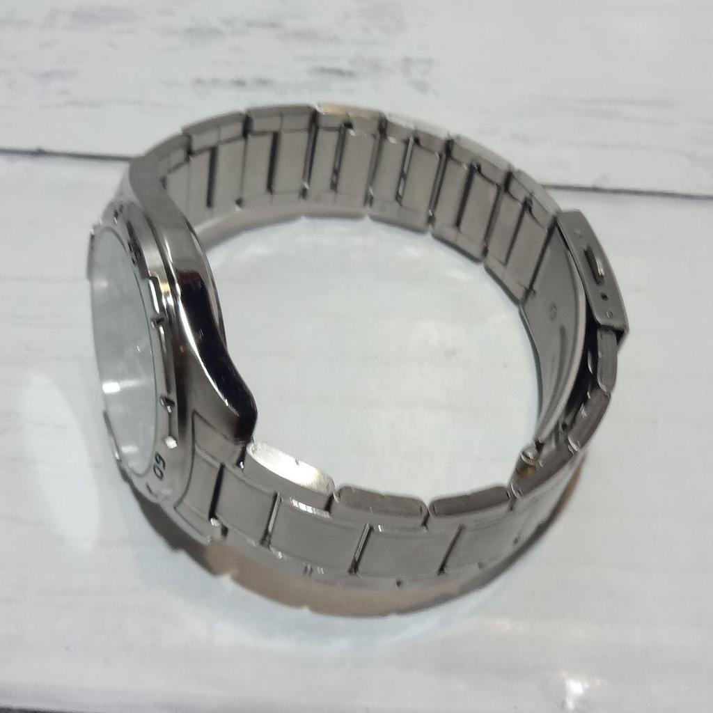 Б/у Простые аналоговые часы CASIO MTP-1244 Новая батарейка Работают хорошо