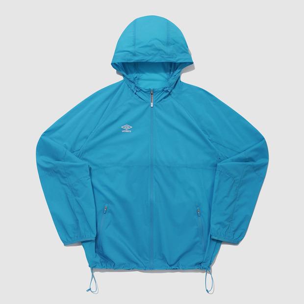 Umbro [Складывающаяся] Ультралегкая ветровка-дождевик с капюшоном для челночного бега на молнии Синяя (Uq221Sjk51)