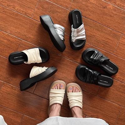 Женская обувь – Сандалии