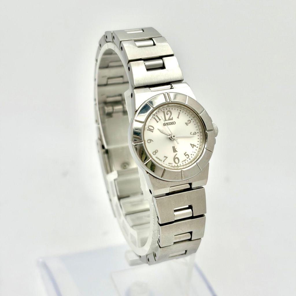 Б/у [Новая батарейка] SEIKO lk Rukia женские часы серебристые 4N21-1130 260350