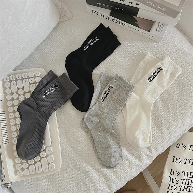 Женские носки с вышитыми буквами в корейском стиле, однотонные, черные, белые, серые, повседневные, уличные, для скейтбординга, спорта, носки