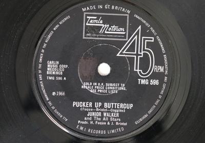 7-дюймовая пластинка JUNIOR WALKER Pucker Up Buttercup Anyway You Wa TMG596 TAMLA MOTOWN 1966 UK СоулФанк Б/У