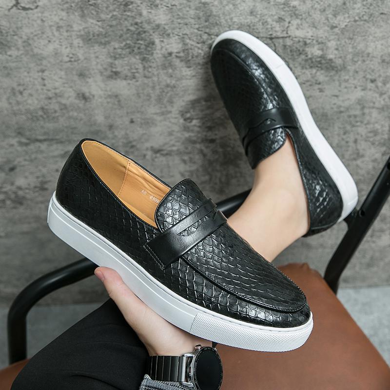 FashionLuxurious Mens Thick Soled Casual Shoes Fashion Brand Low Heel Men's Business Loafers Shoes Casual British Style Designer Shoes