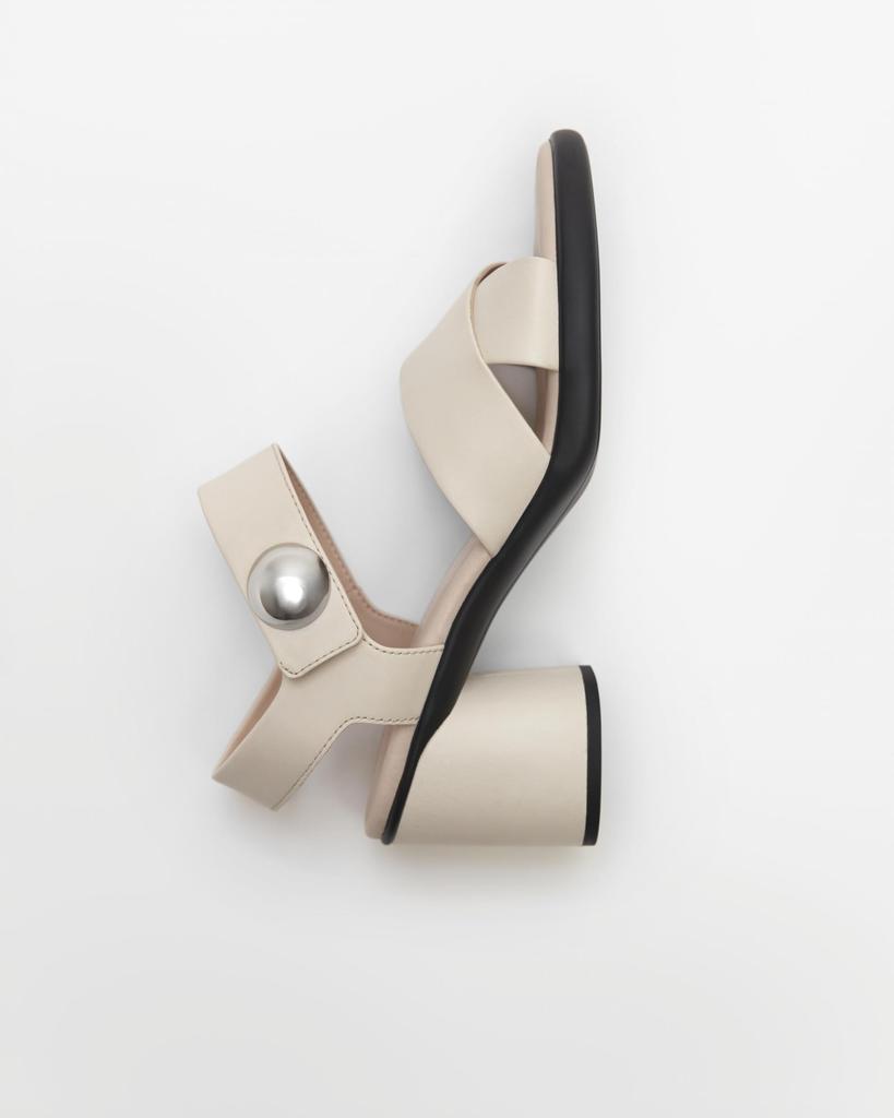 Босоножки на каблуке Скульптурные босоножки LX 55 LIMESTONE см 3E [ECCO] Женские 24.0