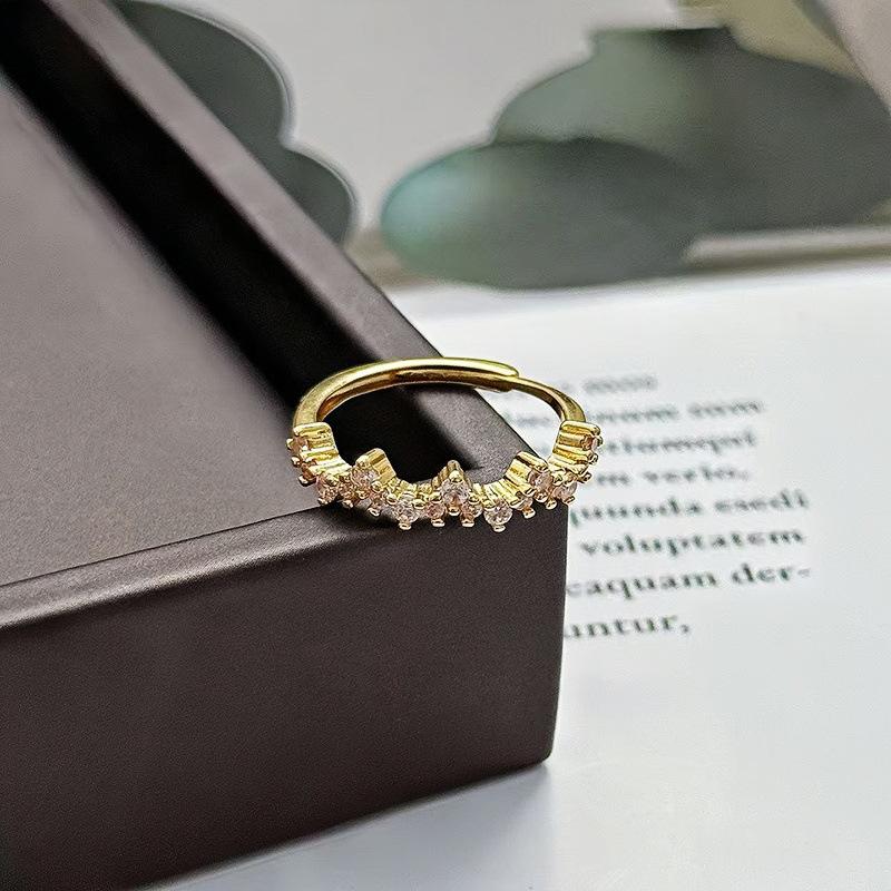 Средневековое французское ретро кольцо с открытой шинкой и полным бриллиантом, модное, с высоким чувством стиля и темпераментом, нишевый дизайн, изысканные бриллиантовые аксессуары для женщин