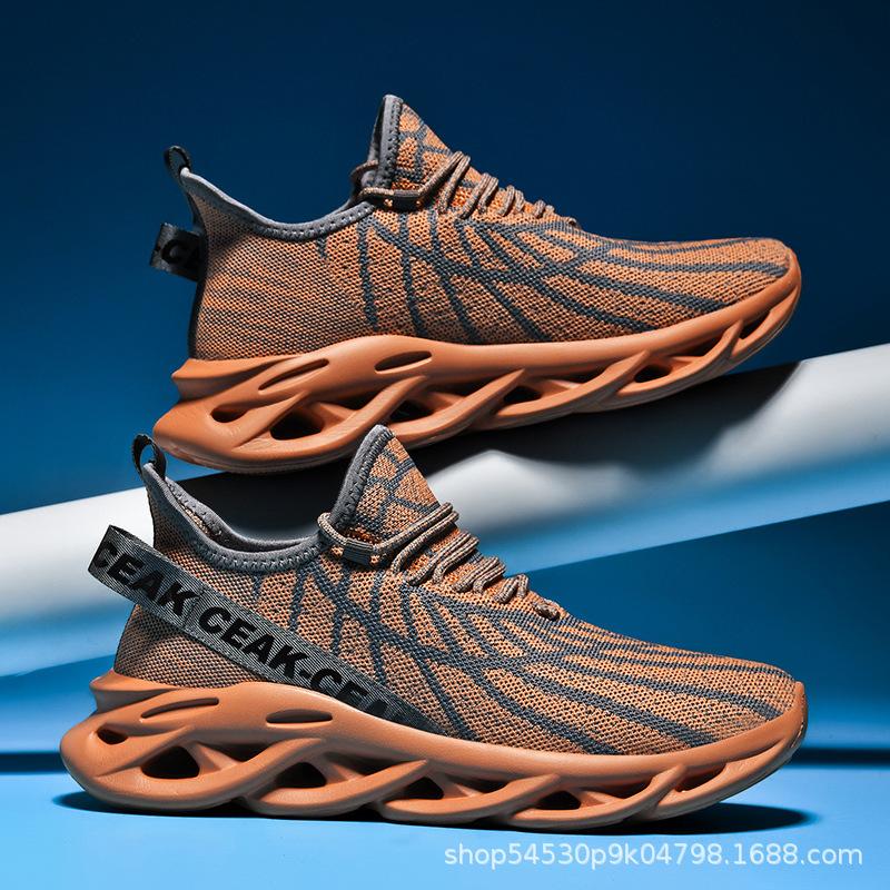 Summer and Autumn New Large Size Mesh Shoes Twist Bottom Fly Woven Mesh Sports Shoes Korean Version Super Large Size Men's Shoes Light Shoes