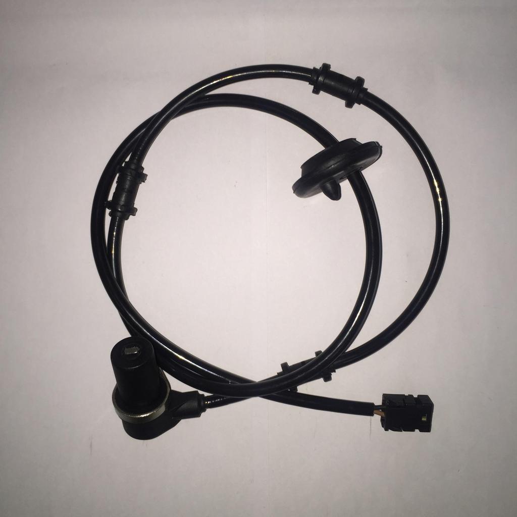 Mercedes-Benz E300 ABS Wheel Speed Sensor 2105400617