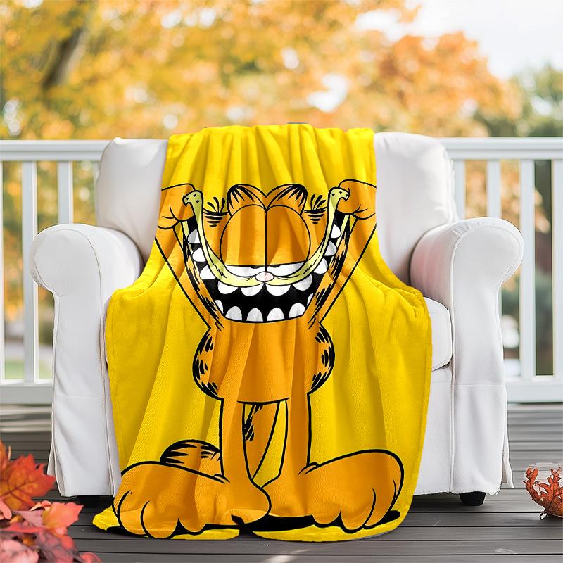 Cute Garfield printed throw blanket—lightweight,soft,warm;versatile blanket for all seasons—perfect as &air-conditioning throw,nap blanket