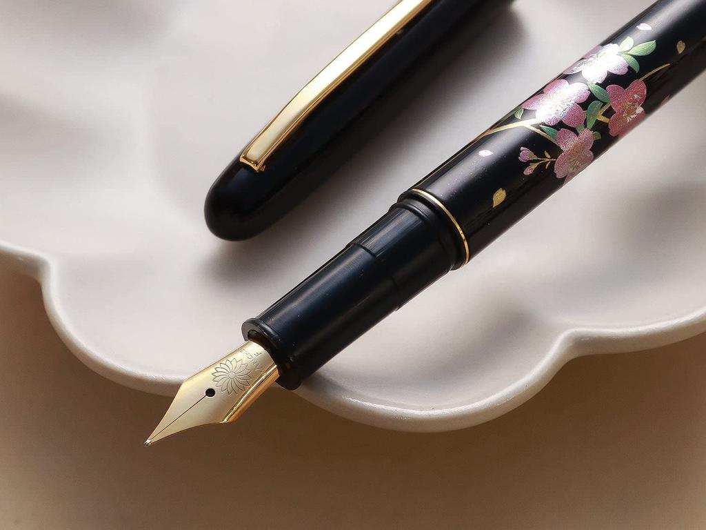 WANCHER Kuretake Modern Sakurauta Fountain Pen Limited Edition Fountain Fine Maki-e [WANCHER Pen] (F Nib)