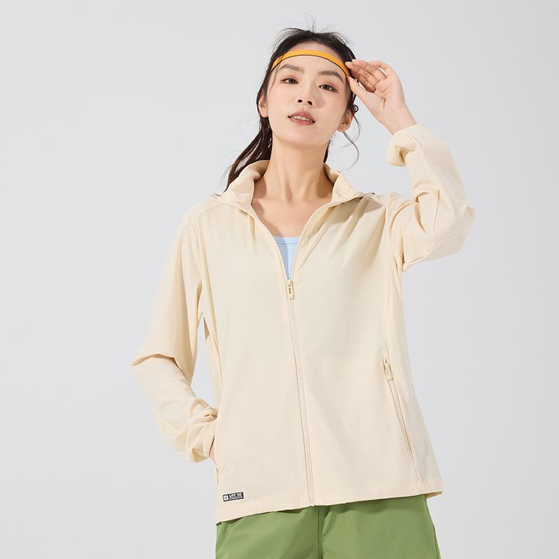 UPF10 + new sunscreen clothing for men and women loose and quick-drying ice silk jacket outdoor UV protection light skin clothing for women