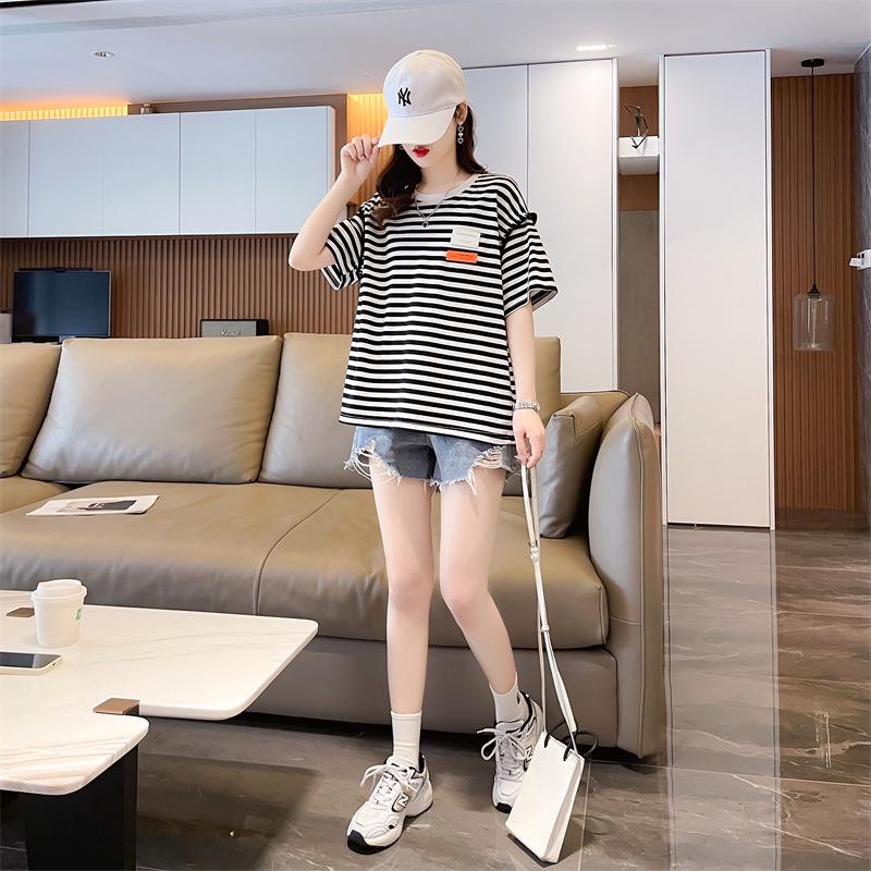 Женская полосатая хлопковая контрастная футболка в корейском стиле, свободный крой, размер плюс, лето 2025 г., модный круглый вырез