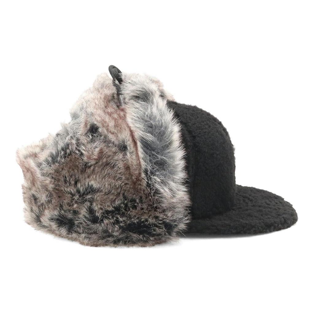 New Era 59FIFTY DOGEAR Однотонная с ушами Размер 7 5950 DOGEAR BOA BLK Кепка с откидными ушами, Черная, 1/4,