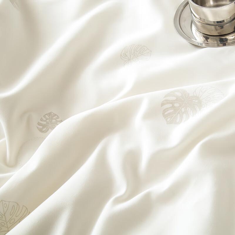 Пододеяльник LOUIS.KELLOG LK8509 Серия Silk Eco