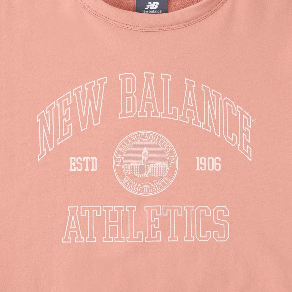 Свитшот с графикой влаги ABT45504 LSW [New Balance] Детский Влагоотводящий, Быстросохнущий (ABT45504) Детский, Быстросохнущий (Светлый Воробей)